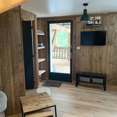 4/5 Pers Prox Pistes La Tania/courchevel *