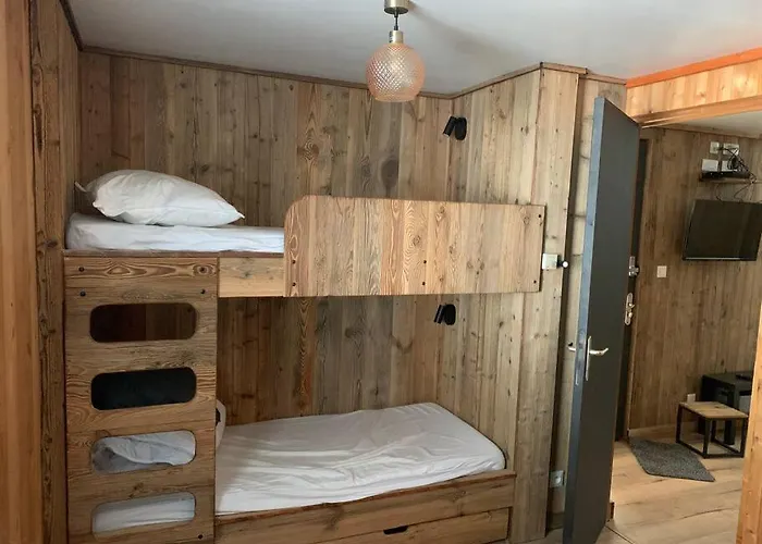 4/5 Pers Prox Pistes La Tania/courchevel Daire